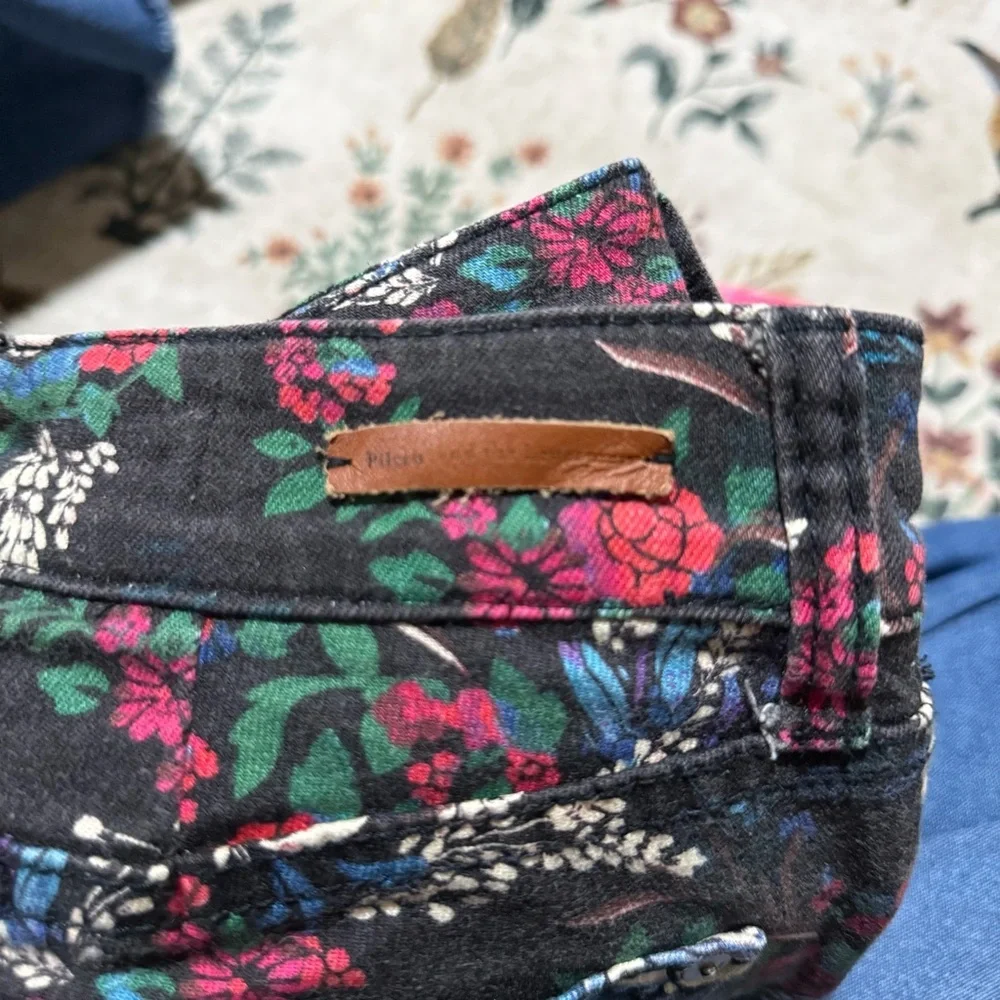 PILCRO AND THE LETTERPRESS Anthropologie Black Floral Mid Rise Skinny Jeans 27